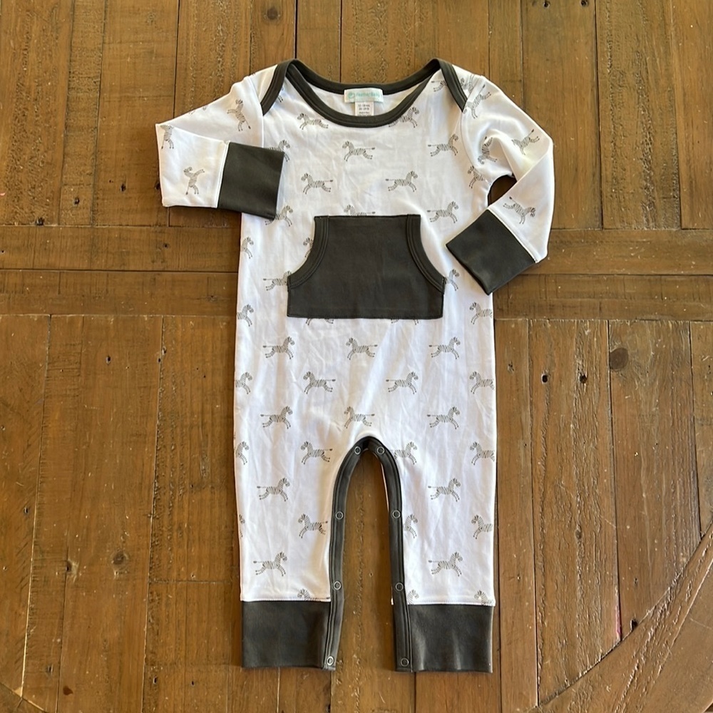 Feather baby kangaroo galloping zebra romper NWOT